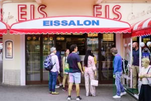 ウィーンコーヒーとケーキツアー：スイーツ、物語、隠れたカフェ