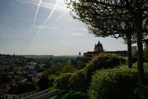 Vienna: Danube Valley 3 Castles and Wine Tasting Tour