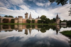 Wien: Dagsutflykt – Slott runt Wien + underjordisk sjö