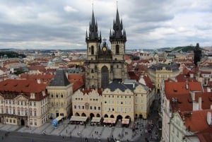 Vienna daytrip: Private transfer to Prague and back