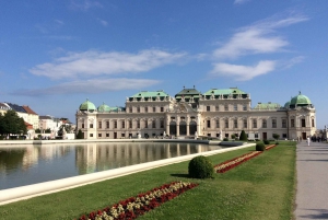 Vienna: Family Art Tour of the Belvedere Palace with Tickets