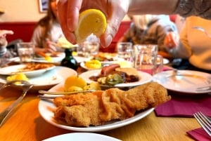 ウィーン：ガイド付きグルメツアー（8種類以上の試食＆秘伝の一品）