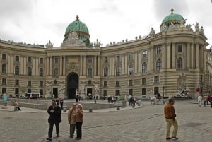 Vienna: Guided Walking Tour of City Highlights & Hidden Gems