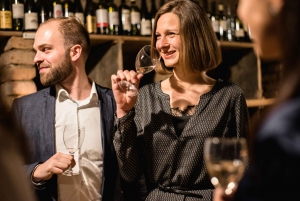 Wenen: Wijnproeverij met gids in een privé wijnkelder