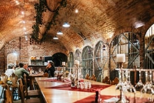 Wiedeń: degustacja w ukrytych piwnicach z winem