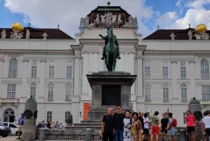 Vienna: Highlight Tour (max 8 pax)