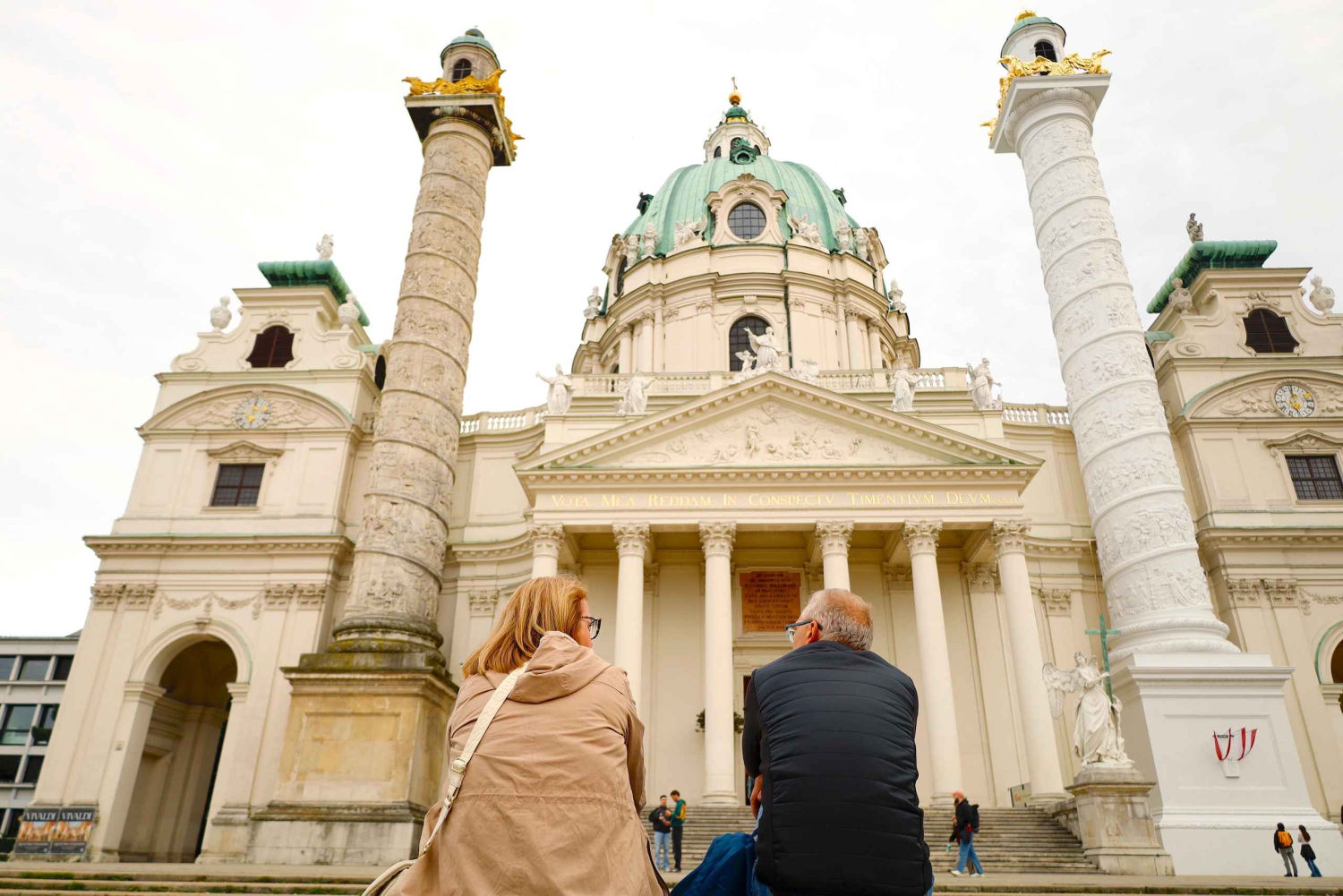 Vienna: Highlights Private Tour, Palaces & Sacher Cake