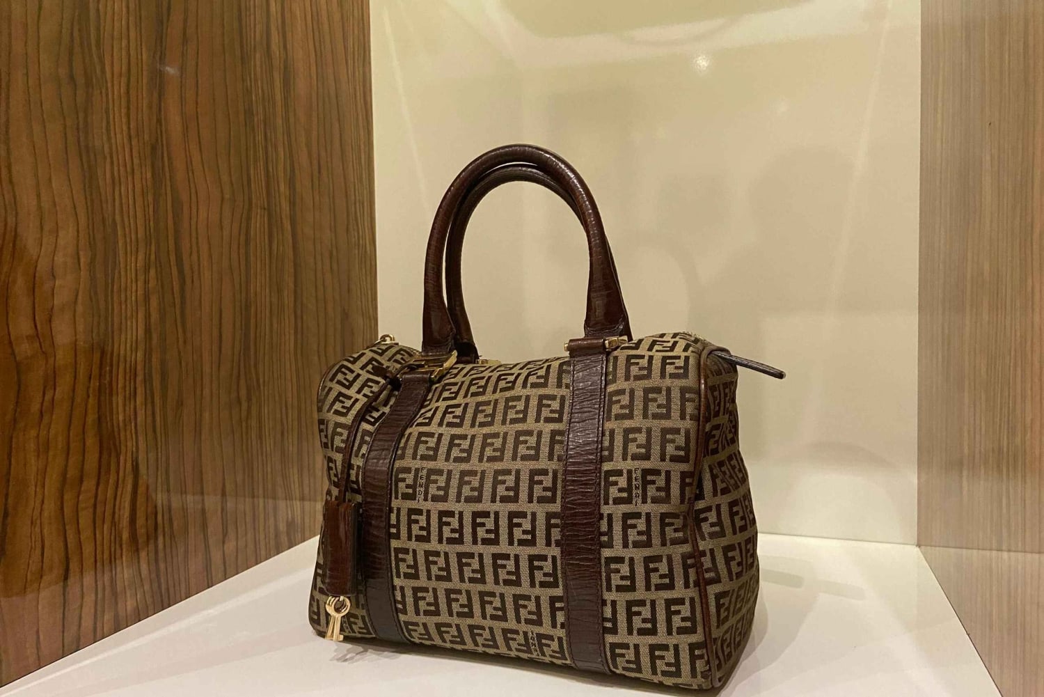 Viena: Excursão a pé pela moda vintage de luxo