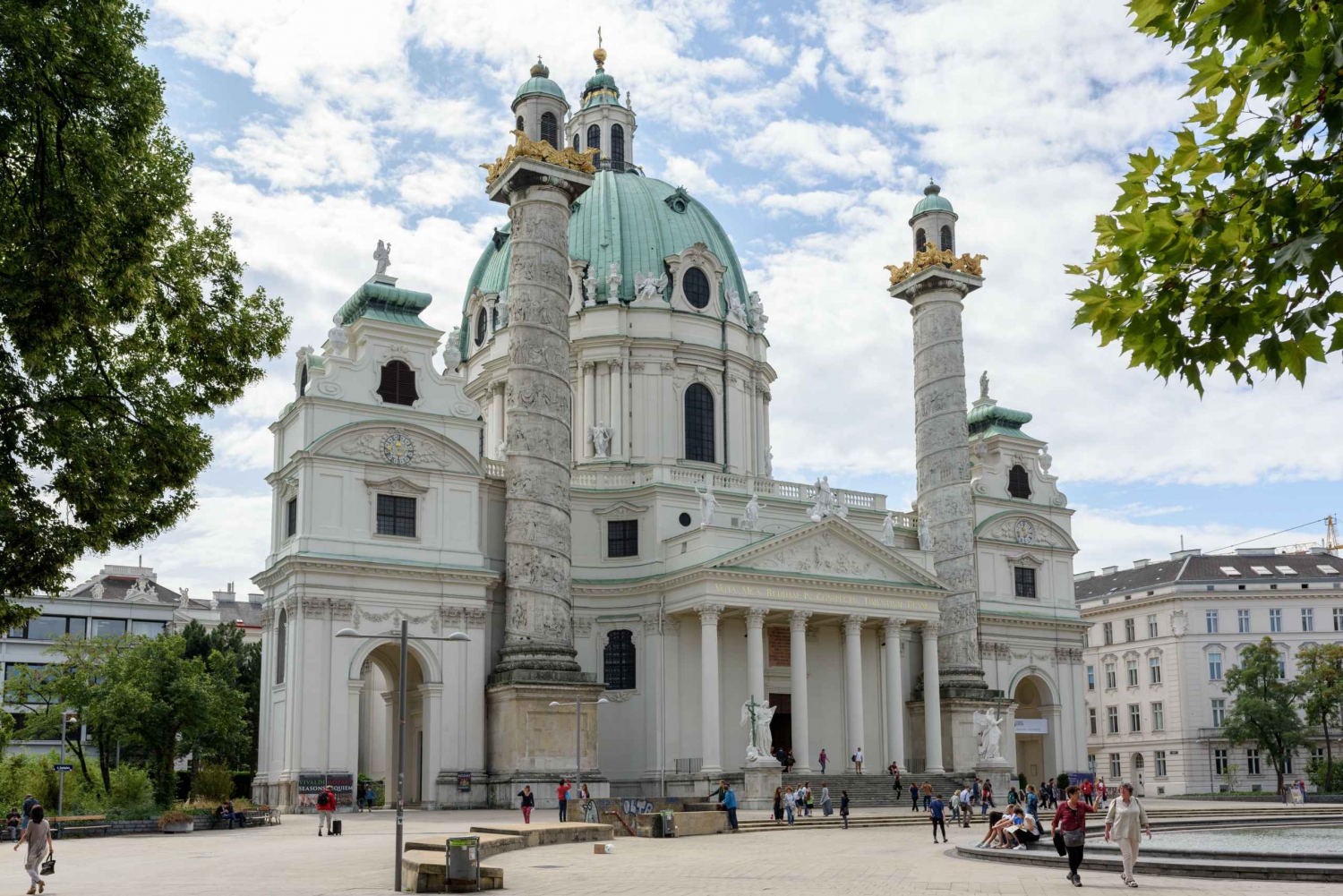Vienna: Meet Strauss Private Guided Walking Tour