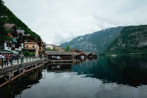 From Vienna, Melk,Hallstatt& Salzburg tour with photographer