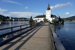 Vienna: Melk, Hallstatt, Salzburg and Mountains Lakes Tour