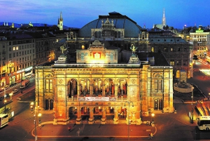 Wien: Mozart-konsertti, illallinen ja vaunukyyti.