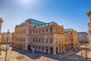 Wycieczka piesza po wiedeńskiej starówce, Hofburg, hiszpańska szkoła jazdy konnej