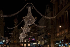Vienna: Old Town Walking Tour with Christmas Market Visit