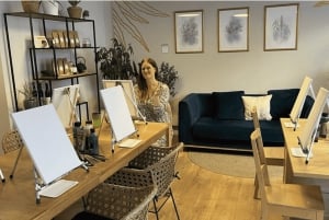 Vienna: Paint and Sip Evening