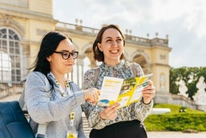 Vienna: Panorama Train Tickets to explore Schönbrunn Palace