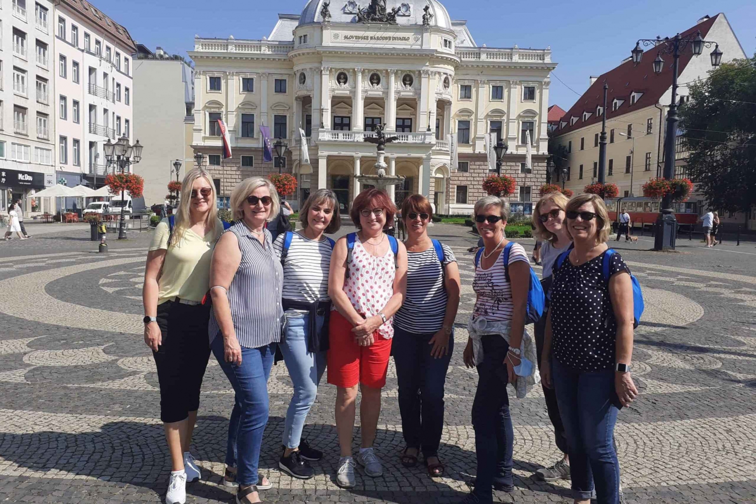 Wenen: privédagtrip naar Bratislava met hoteltransfers