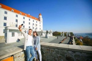Wenen: privédagtrip naar Bratislava met hoteltransfers
