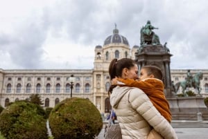Wien: Private Family Tour, Stadthighlights, Museum & Torte