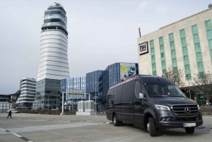 Vienna: Private Minibus Ticket to/from Vienna Airport (VIE)