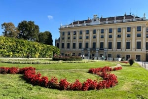 Wien: Schönbrunnin palatsin kiertoajelu, ylimääräiset huoneet, puutarhat.
