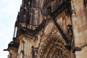 Vienna: Private tour to Prague