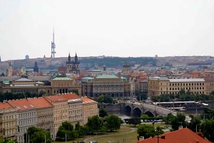 Vienna: Private tour to Prague