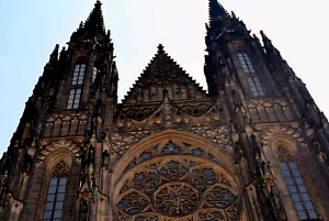 Vienna: Private tour to Prague