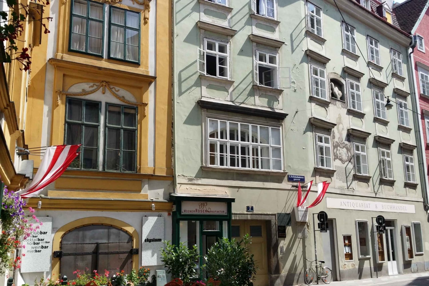 Vienna: Passeggiata romantica nella città vecchia di Vienna e degustazione di vini