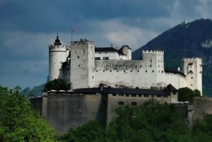 Vienna: Salzburg Full-Day Guided Tour With Fortress Railway