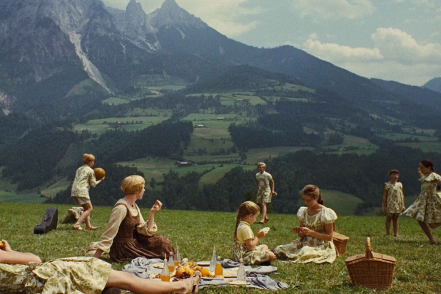 Vienna: Salzburg & Sound Of Music Full-Day Tour