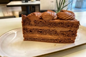 ウィーン：ホーフブルク宮殿のスキャンダルとケーキ