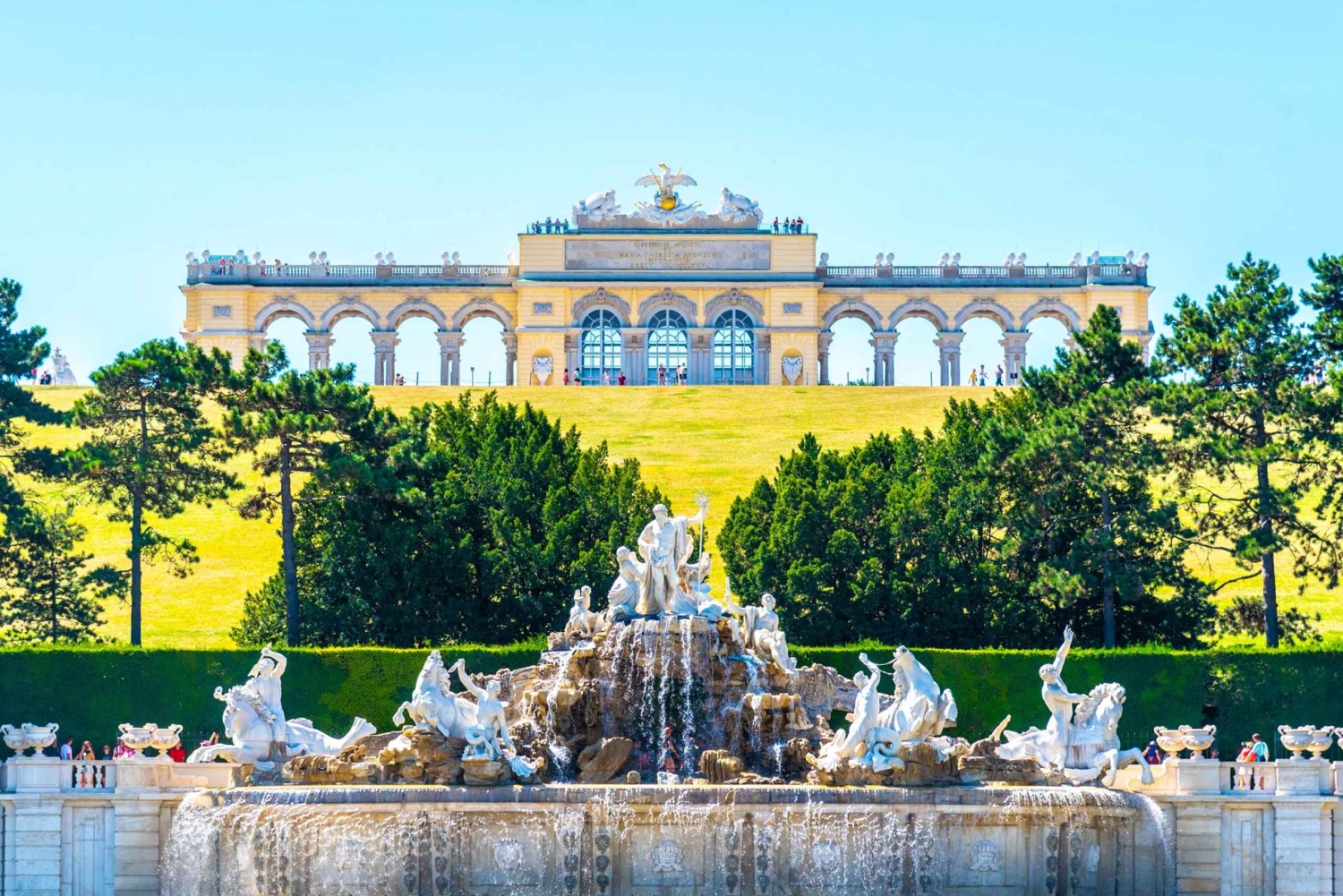Vienna: Schönbrunn Gardens Tour with Optional Palace Tour
