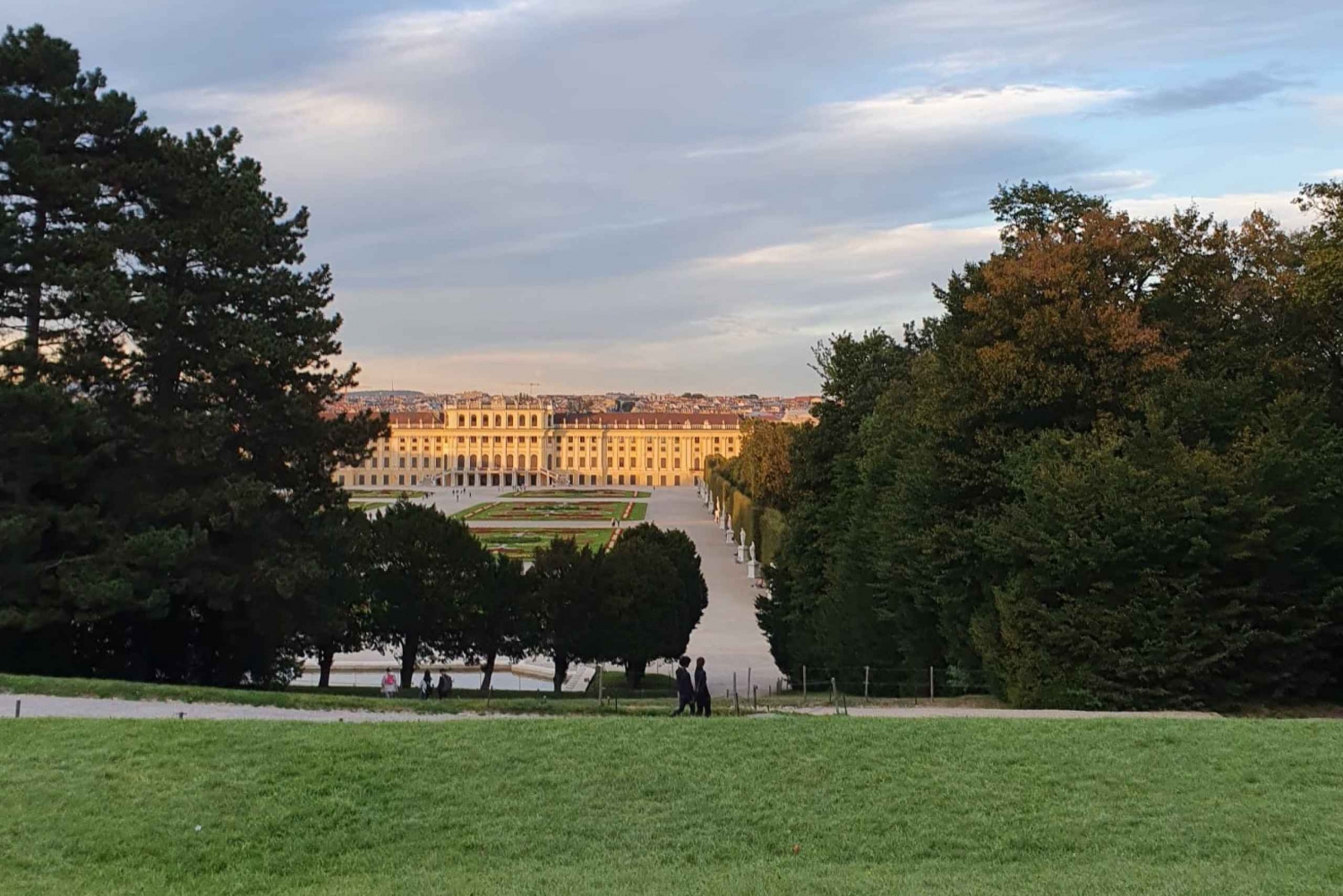 Vienna: Schönbrunn Gardens Tour