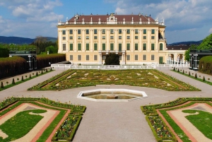 Wien: Schönbrunnin palatsi ja puutarhat Opastettu kierros