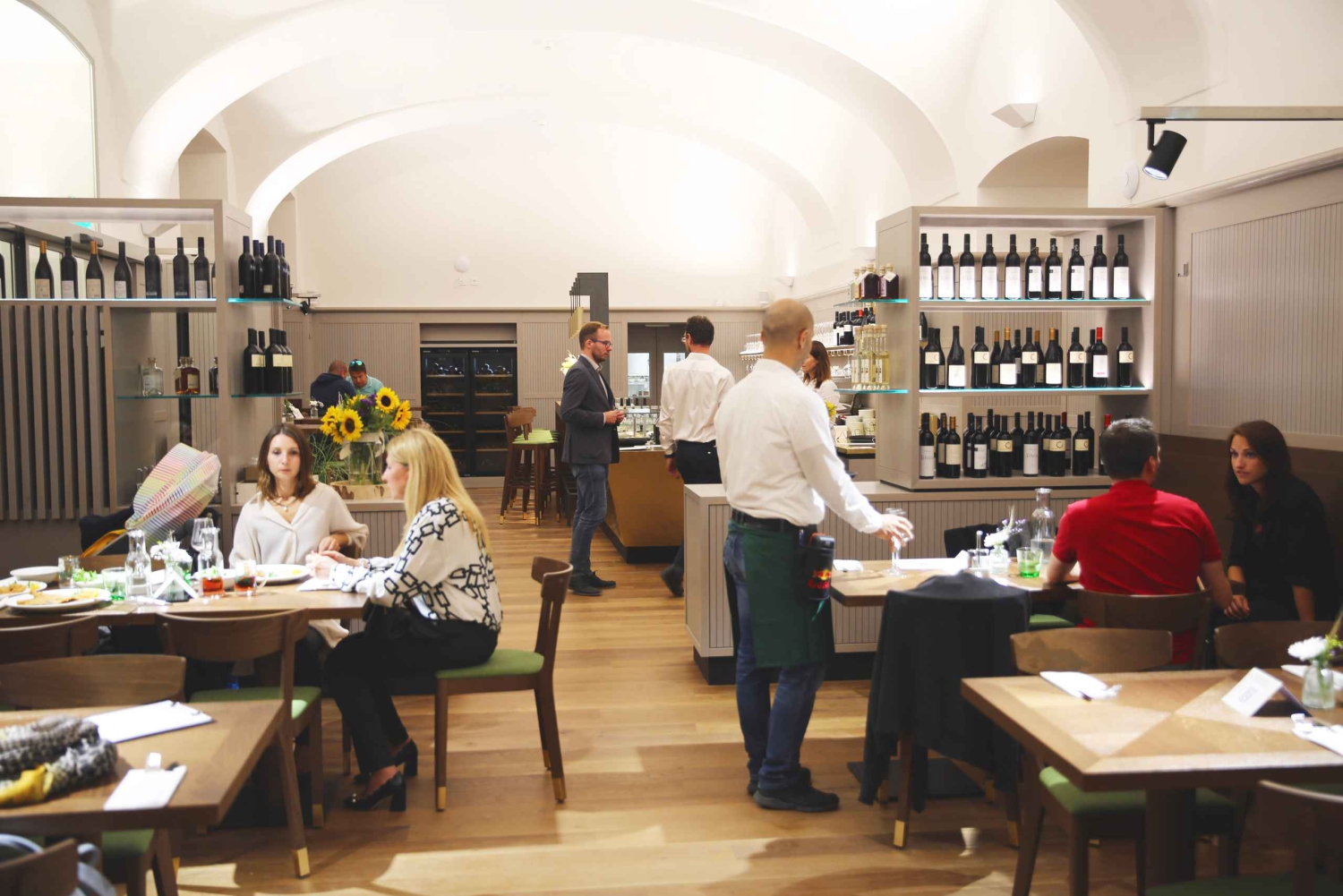 Vienna: Schönbrunn Palace Entry Ticket and Wine Tasting