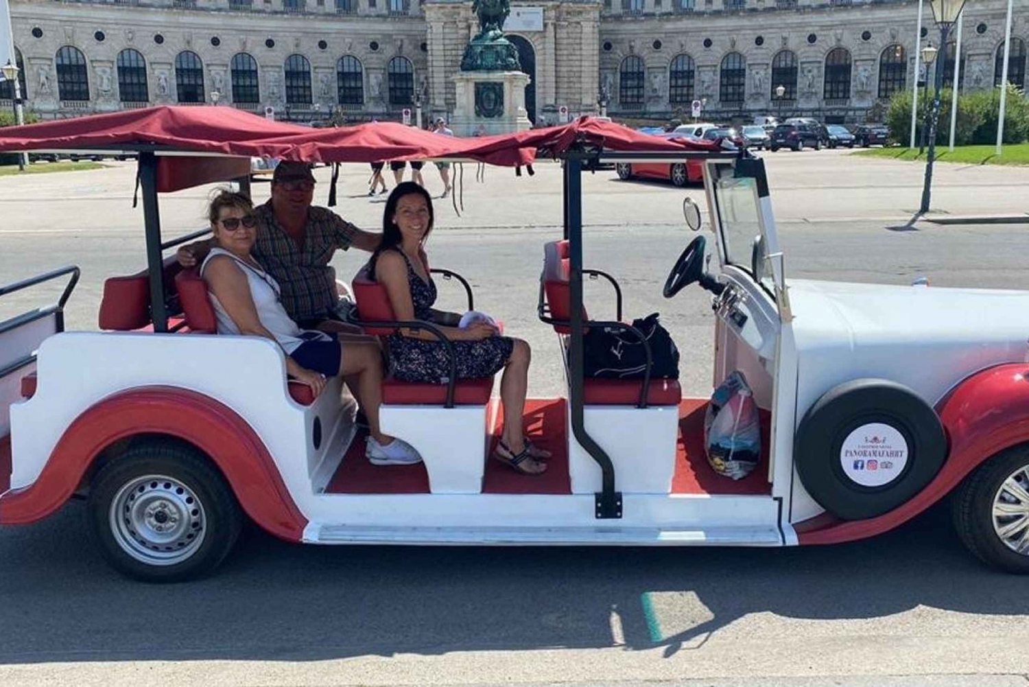Wien: Sightseeingtur i en 10-sitsig elektrisk klassisk bil