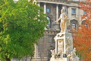 Wien: Skip-the-Line-tur til Sisi-museet, Hofburg og hagene
