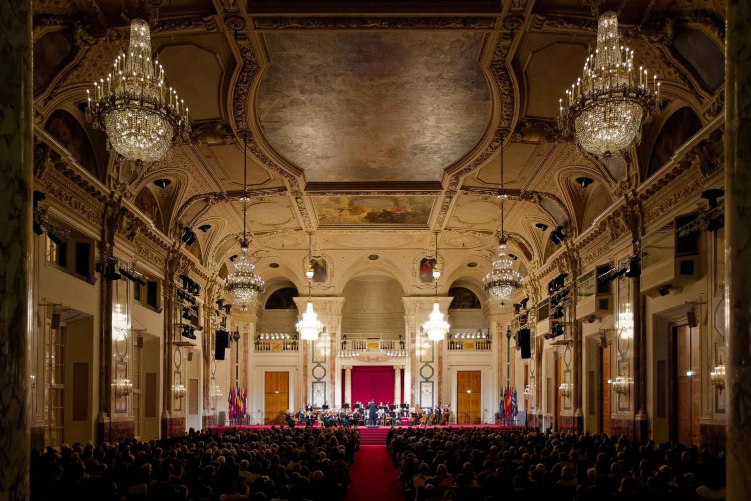 Wien: Straussin ja Mozartin konsertti Hofburgin palatsissa