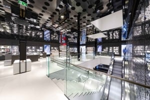 ウィーン：スワロフスキーハウスツアー（シャンパン＆ギフト付き）