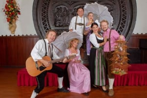 Wien: Traditionelt aftenshow i Wiener Rathauskeller