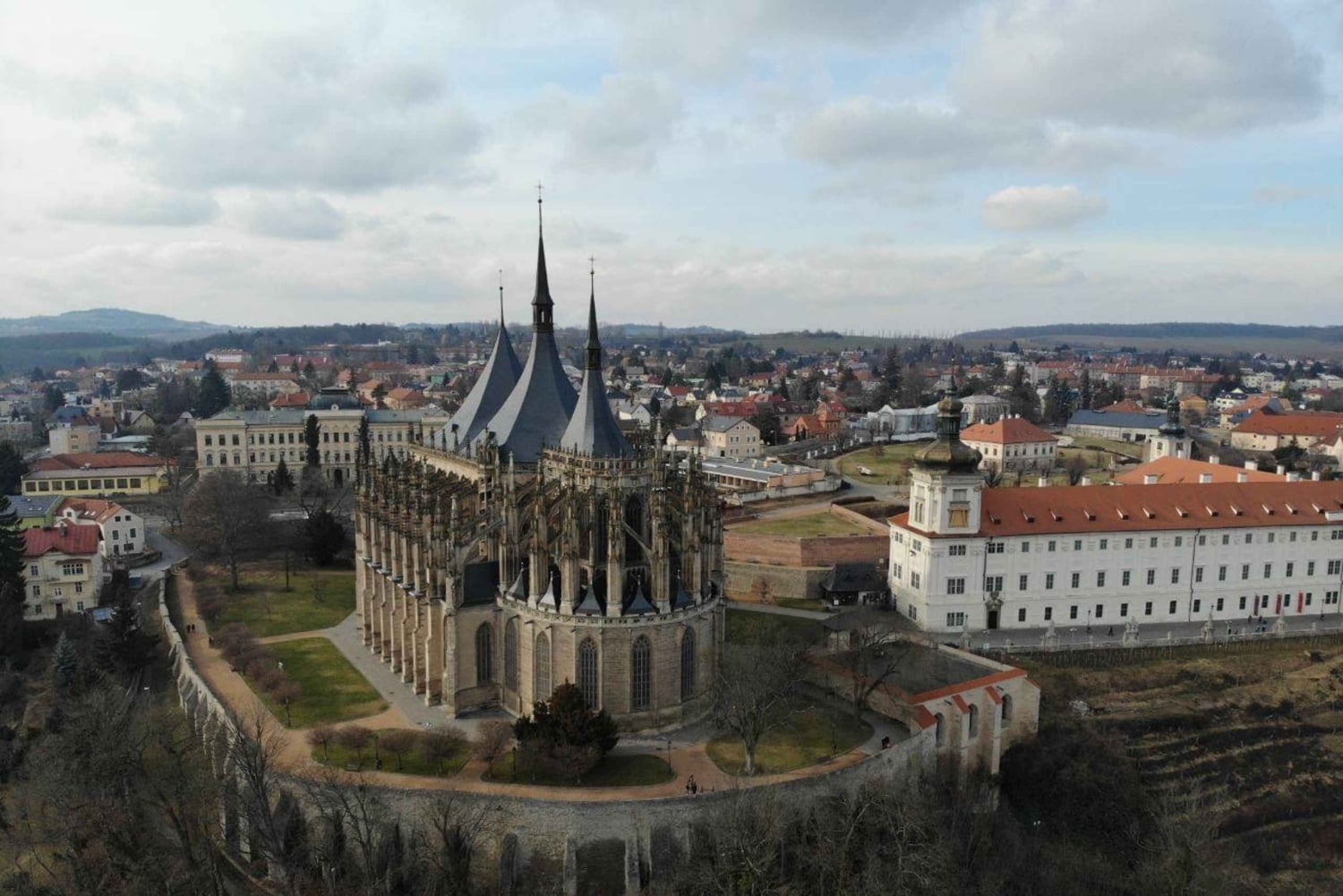 فيينا: الانتقال إلى براغ عبر ميكولوف وكوتنا هورا الرائعة