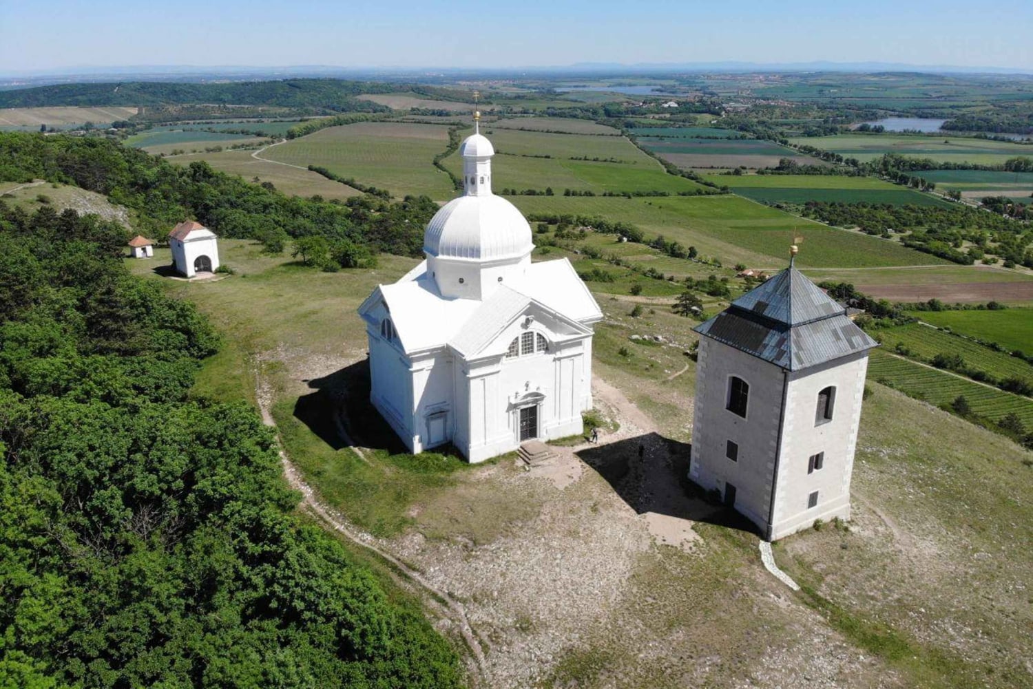 فيينا: الانتقال إلى براغ عبر ميكولوف وكوتنا هورا الرائعة