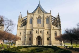 فيينا: الانتقال إلى براغ عبر ميكولوف وكوتنا هورا الرائعة