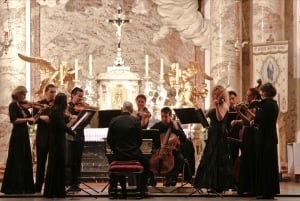 Wien: Konsert med Vivaldis De fyra årstiderna i Karlskirche