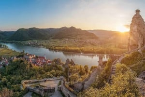 Vienna: Wachau, Melk, Hallstatt, & Salzburg with a Boat Trip