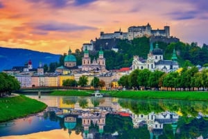 Vienna: Wachau, Melk, Hallstatt, & Salzburg with a Boat Trip