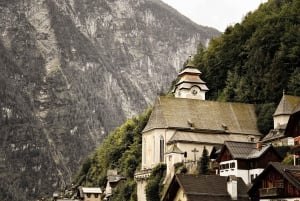 Vienna: Wachau, Melk, Hallstatt, & Salzburg with a Boat Trip