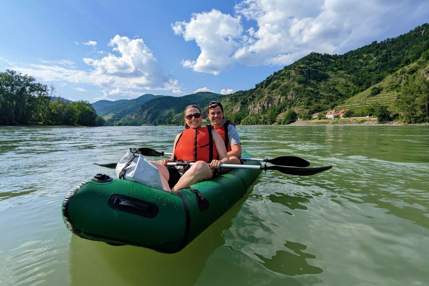 Viena: Excursión Privada en Kayak y Vino por el Valle de Wachau