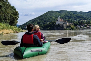 Viena: Wachau Valley Private Kayak and Wine Tour